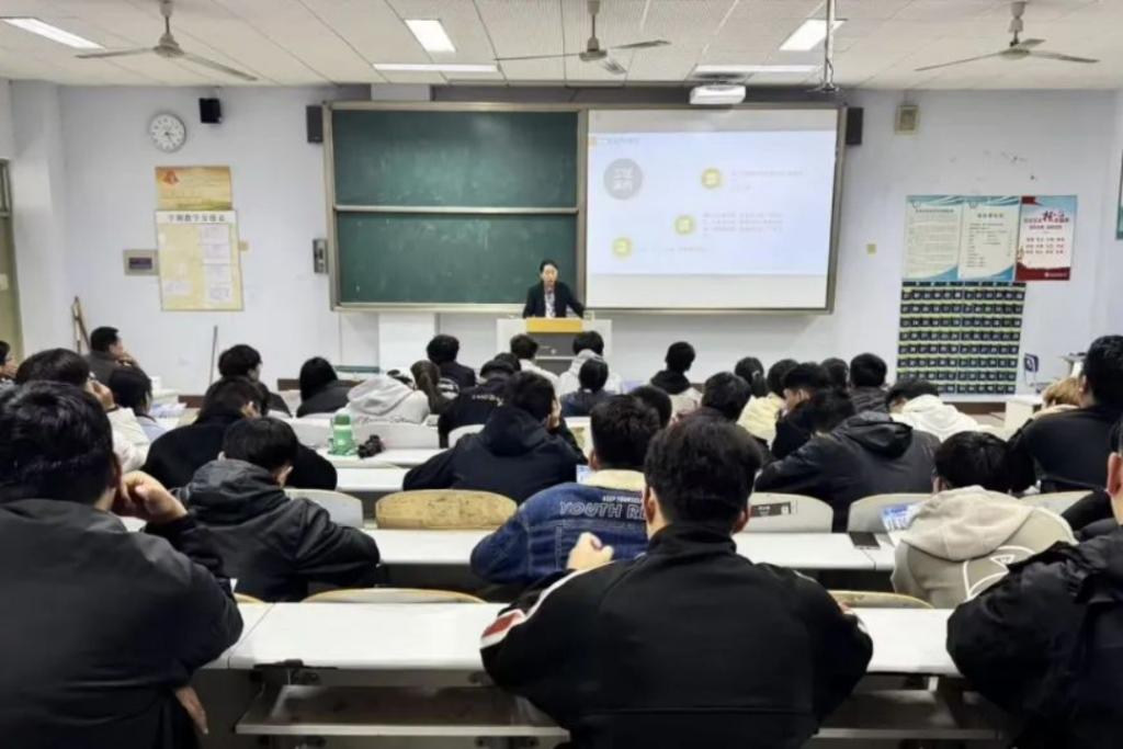 建筑园林工程系开展2022级应届毕业生实习宣讲会